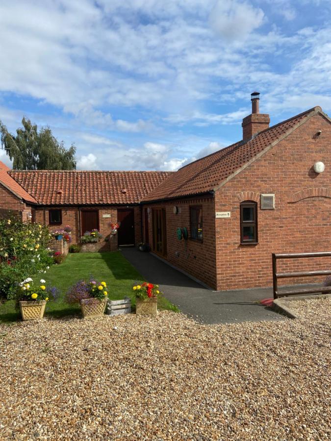 Willow Tree Cottages Newark-on-Trent  Exterior photo